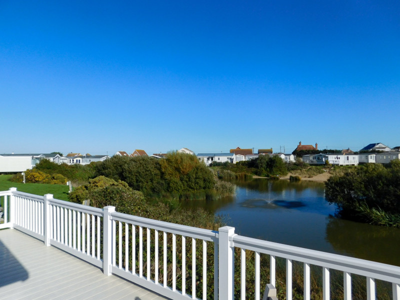 Willerby Pinehurst Lodge 2016 at Romney Sands, Kent. Beautiful lakeside pitch