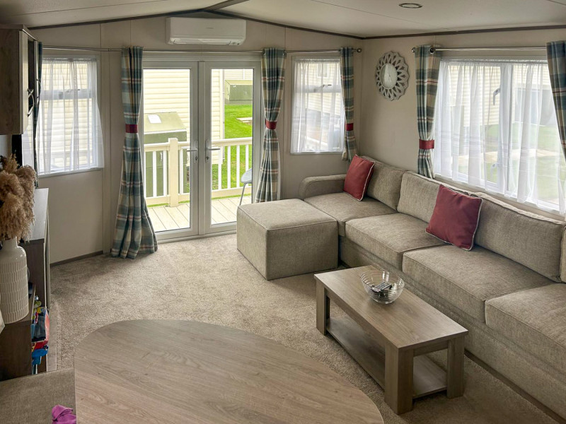 ABI Oakley 2023 at Seaview Holiday Park, Whitstable. Immaculate condition, 2 decks