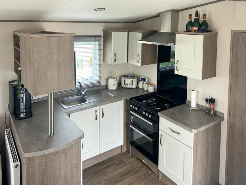 ABI Oakley 2023 at Seaview Holiday Park, Whitstable. Immaculate condition, 2 decks
