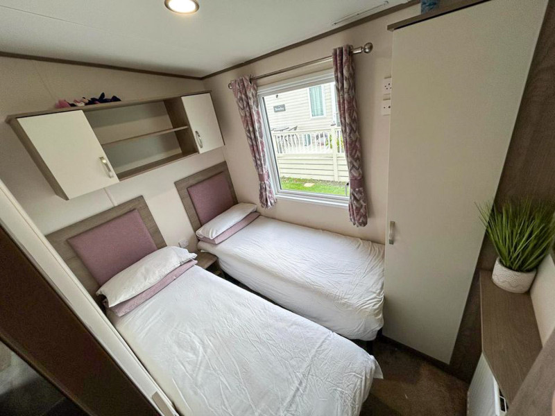 ABI Oakley 2023 at Seaview Holiday Park, Whitstable. Immaculate condition, 2 decks
