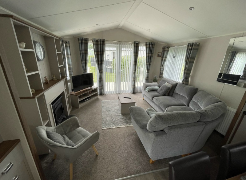 Willerby Sheraton 2017 & decking sited at Ingleton, North Yorkshire