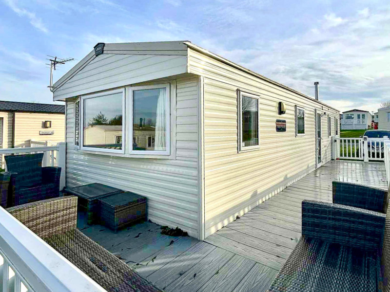 ABI New Horizon 2021 static caravan sited at Haven's Kent Coast, Allhallows. 3 bedrooms
