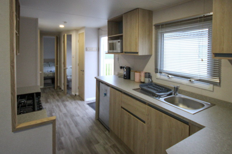 ABI New Horizon 2021 static caravan sited at Haven's Kent Coast, Allhallows. 3 bedrooms