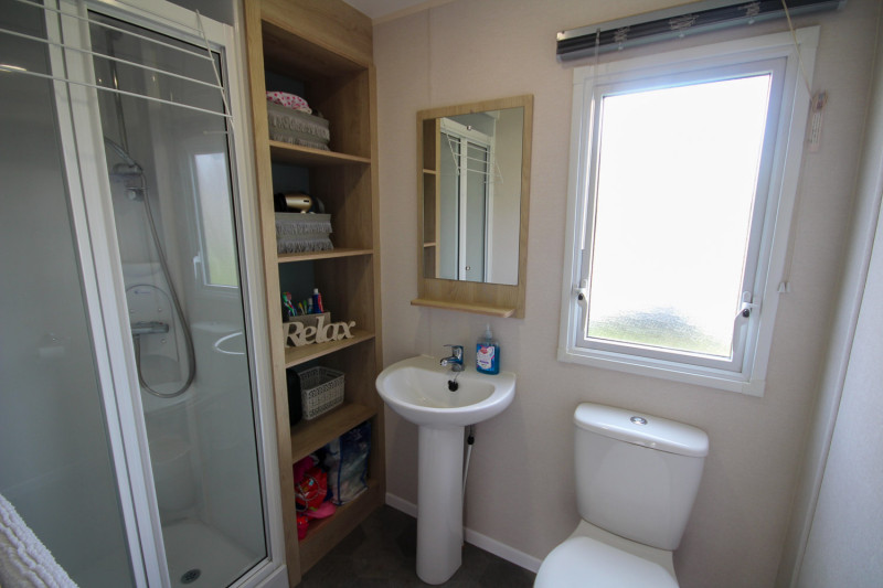 ABI New Horizon 2021 sited at Allhallows, Kent on an Estuary View pitch